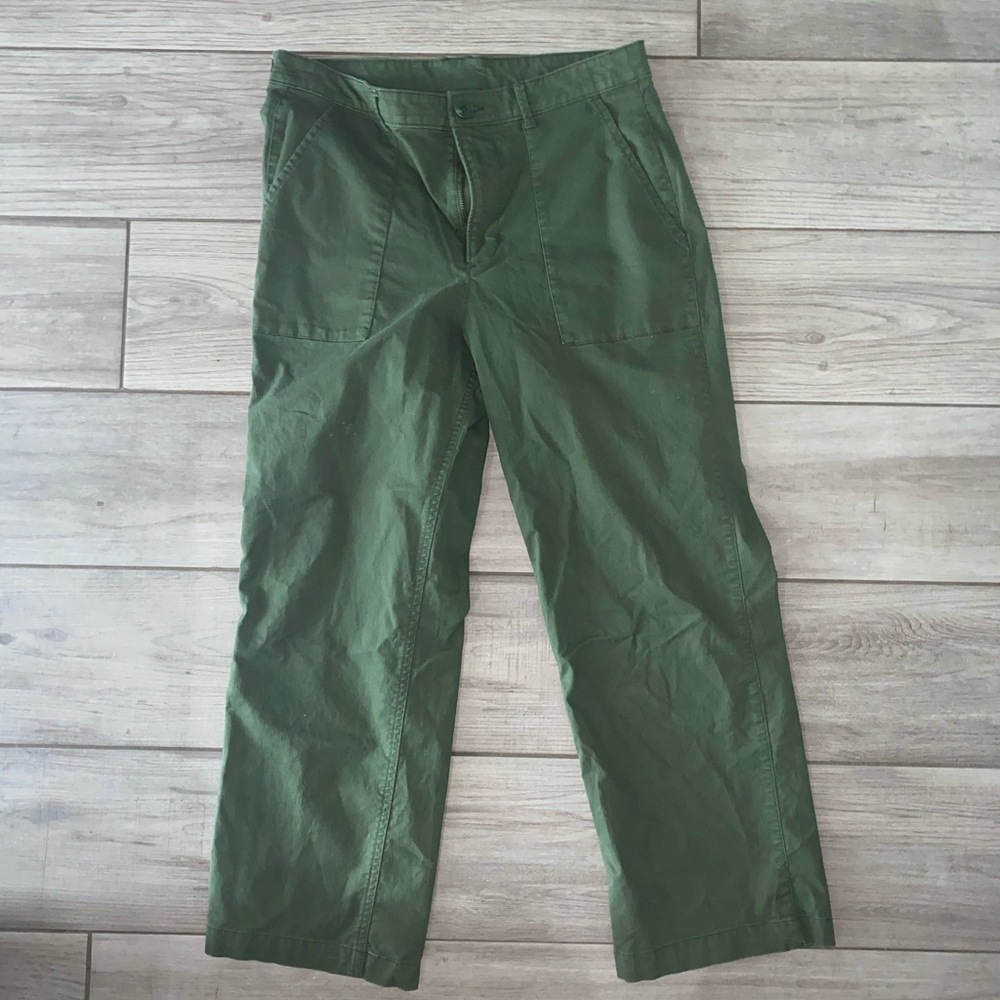 Green old navy cargo pants size 10💚💚